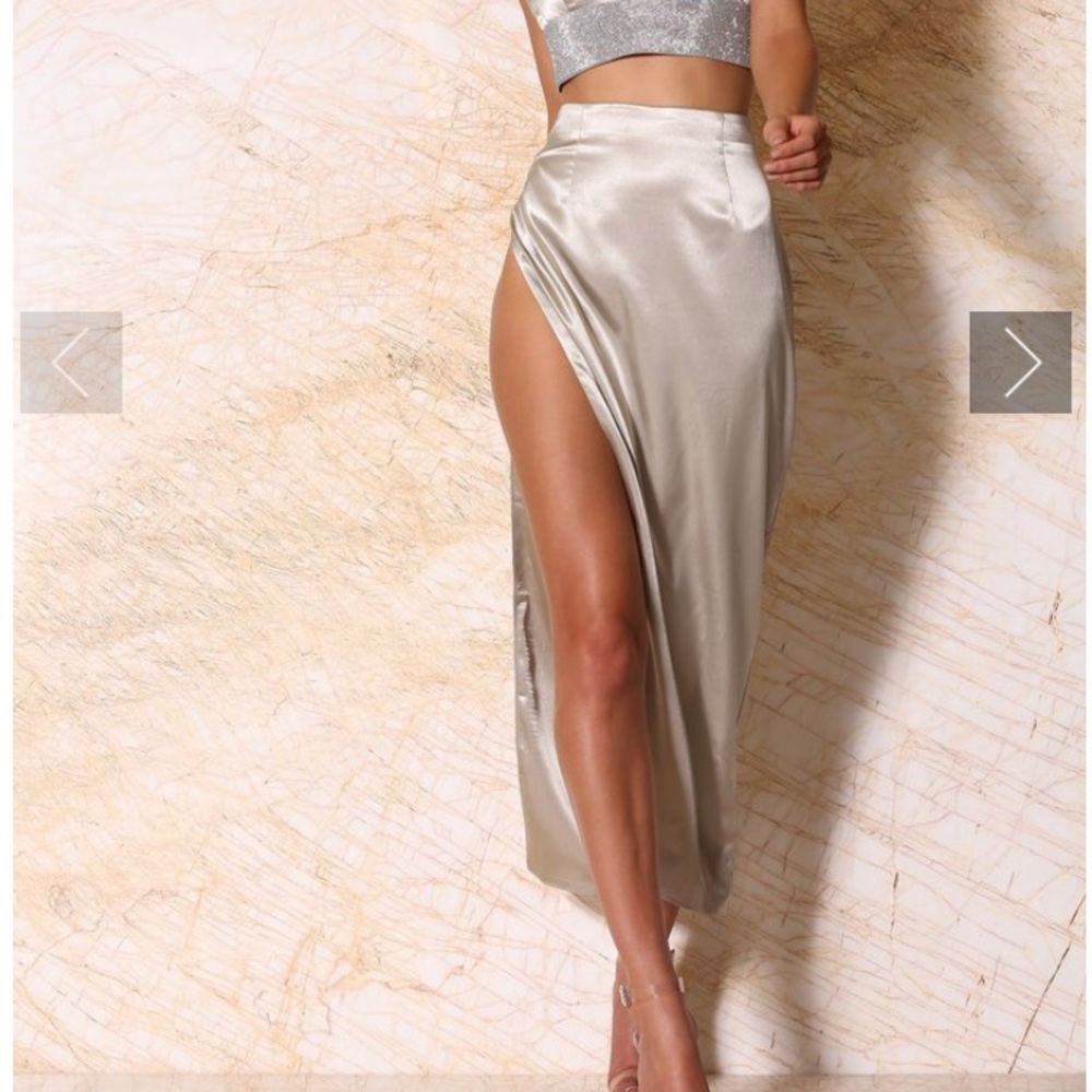 Meshki light olive skirt